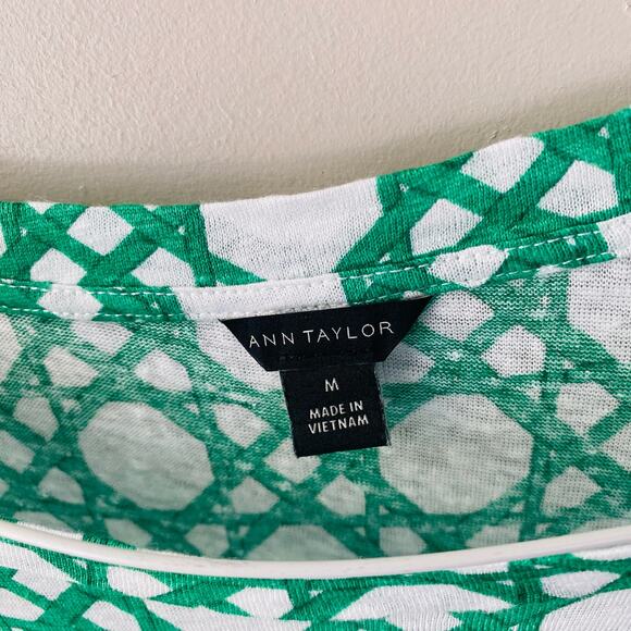 Ann Taylor green Rattan Print Cutout Pure Linen Tee (Size: Medium) - Picture 4 of 5
